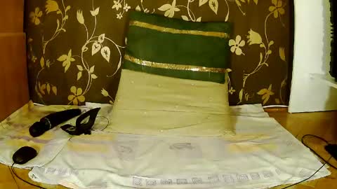 Squirty Maya Gold online show from 04.21.26