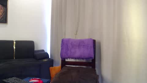 Snapshot of sexymia06 chatting on 03.06.26 Melina online show from 03.06.26