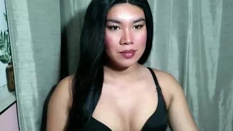 Snapshot of sexymika_xoxo chatting on 02.20.26 Mika online show from 02.20.26