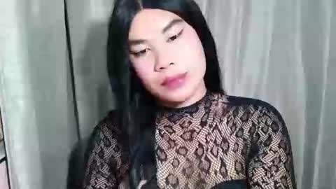 Snapshot of sexymika_xoxo chatting on 03.17.26 Mika online show from 03.17.26