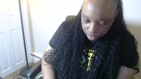 Snapshot of sexymona1218 chatting on 07.18.26 SexyMona online show from 07.18.26