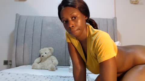 Snapshot of sexymonalisa1 chatting on 07.17.26 sexymonalisa1 online show from 07.17.26