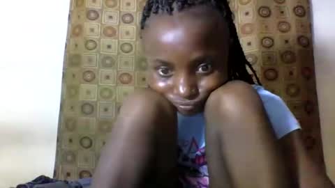 VIVIAN online show from 02.07.25