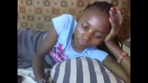 VIVIAN online show from 02.08.25