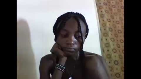 VIVIAN online show from 02.12.25