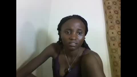 VIVIAN online show from 02.15.25