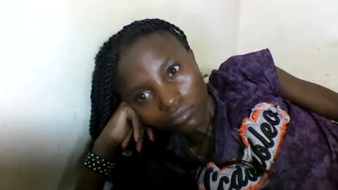 VIVIAN online show from 02.18.25