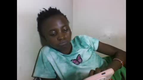 VIVIAN online show from 02.19.25