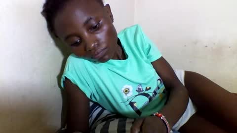 VIVIAN online show from 03.02.25