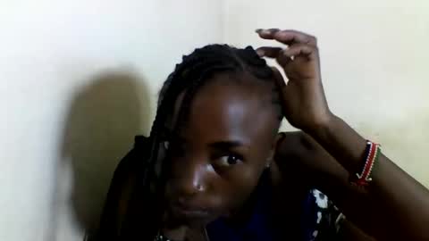 VIVIAN online show from 03.08.25