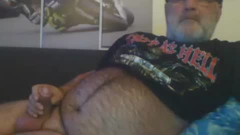 Snapshot of sexypaa chatting on 12.17.25 sexypaa online show from 12.17.25