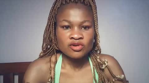 Snapshot of sexyqueenivy chatting on 01.11.26 queenivy online show from 01.11.26