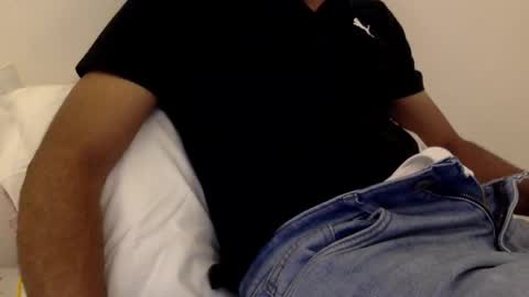 Snapshot of sexyshubham1 chatting on 10.27.25 sexyshubham1 online show from 10.27.25