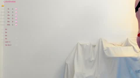 Snapshot of sexythongslut chatting on 01.23.25 Sexythongslut online show from 01.23.25