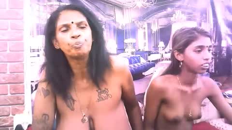 sexyva4u2luv online show from 12.17.25