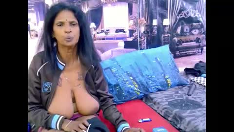 sexyva4u2luv online show from 03.02.26