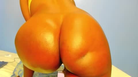 Snapshot of sexyval44 chatting on 02.11.25 sexyval44 online show from 02.11.25