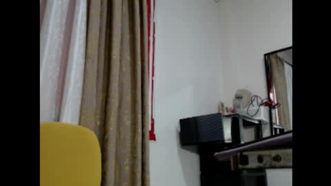 Victoria online show from 04.23.26