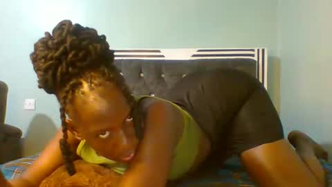 VIVIAN online show from 03.01.25