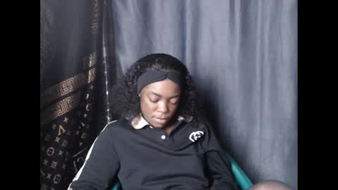 Blue online show from 12.02.24