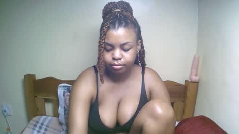 sexyyred_ online show from 04.04.26