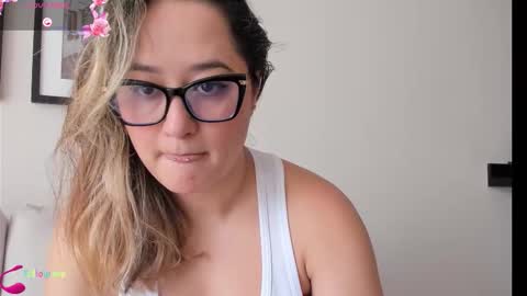 Snapshot of shaddaysmith chatting on 03.17.26 Shaday online show from 03.17.26