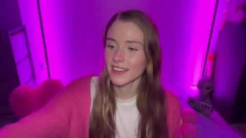 Snapshot of shadebabe chatting on 02.15.26 shadebabe online show from 02.15.26