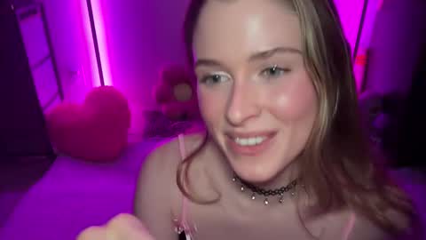 Snapshot of shadebabe chatting on 03.08.26 shadebabe online show from 03.08.26