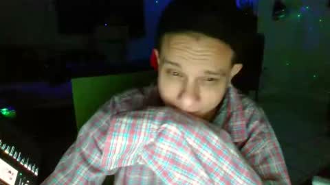 Snapshot of shades455 chatting on 03.27.26 shades455 online show from 03.27.26