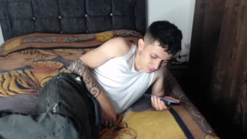 Snapshot of shadow_men_ chatting on 03.29.26 james online show from 03.29.26