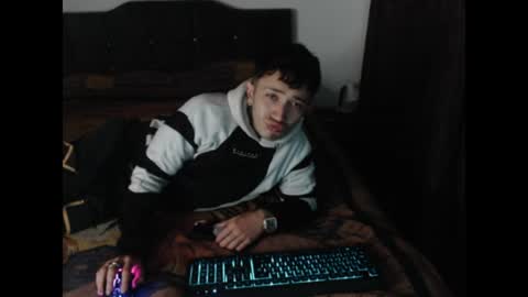 Snapshot of shadow_men_ chatting on 07.12.26 james online show from 07.12.26