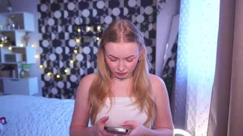 Snapshot of shadowladyyy chatting on 03.03.26 Sindy and Nancy Next stream 1 December online show from 03.03.26