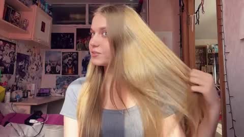 shaecatalina online show from 04.17.26