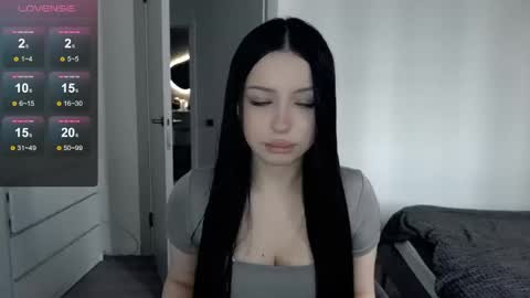 Snapshot of shaecatalina chatting on 05.17.26 shaecatalina online show from 05.17.26