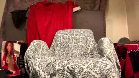 Snapshot of shaggy6954888 chatting on 03.19.26 shaggy6954888 online show from 03.19.26