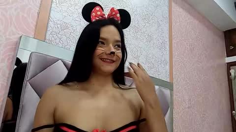 Snapshot of shagiamir chatting on 10.16.25 Shagi online show from 10.16.25