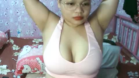 Snapshot of shairamae4u chatting on 04.26.26 shairamae4u online show from 04.26.26