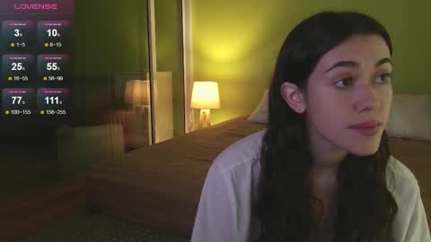 Snapshot of shamahasla chatting on 09.15.25 Sade online show from 09.15.25