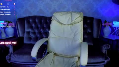 Snapshot of shame_lesss chatting on 02.06.26 Lessi online show from 02.06.26