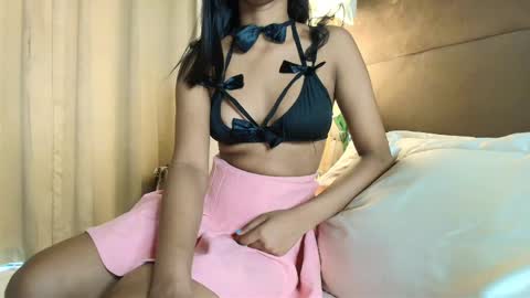 Snapshot of shanayakapoor chatting on 05.17.26 Shanaya Kappor online show from 05.17.26