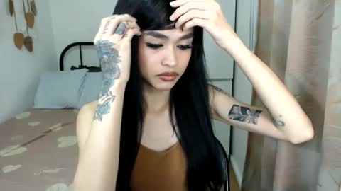 Snapshot of shanegreents chatting on 06.11.26 bini aiah online show from 06.11.26
