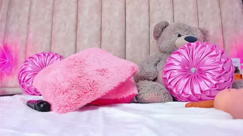 Shanel online show from 12.11.24