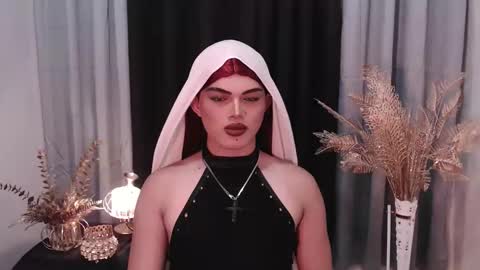 Snapshot of shanex01 chatting on 12.16.25 Shane X online show from 12.16.25