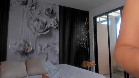 Snapshot of shaniadaniels chatting on 02.22.26 ShaniaDaniels online show from 02.22.26