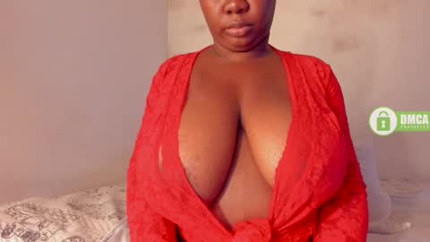 Snapshot of shaniblack chatting on 12.05.25 Danna online show from 12.05.25