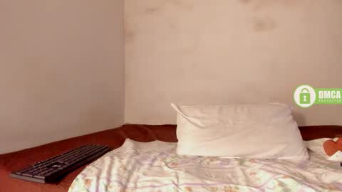 Snapshot of shaniblack chatting on 01.10.26 Danna online show from 01.10.26