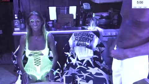 ShanNikki420 online show from 01.26.25