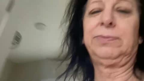 Snapshot of shannalicous chatting on 11.02.25 Shannon Spears online show from 11.02.25