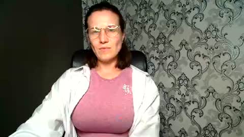 Snapshot of shannen_sweet chatting on 07.28.26 Shannen online show from 07.28.26