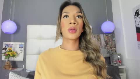 Snapshot of shantal_ferrer3 chatting on 01.07.25 shantal_ferrer3 online show from 01.07.25